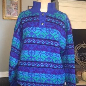- Vintage Iceland design sweater size L